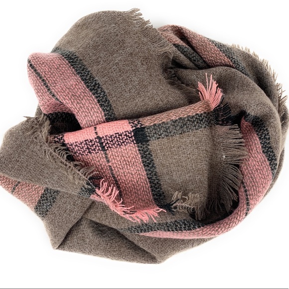 Plaid Blanket Scarf Wrap - Picture 4 of 7